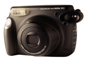 Fujifilm Instax 210 Sofortbildkamera (Blitz, Objektiv mit 2 Gruppen) - 2